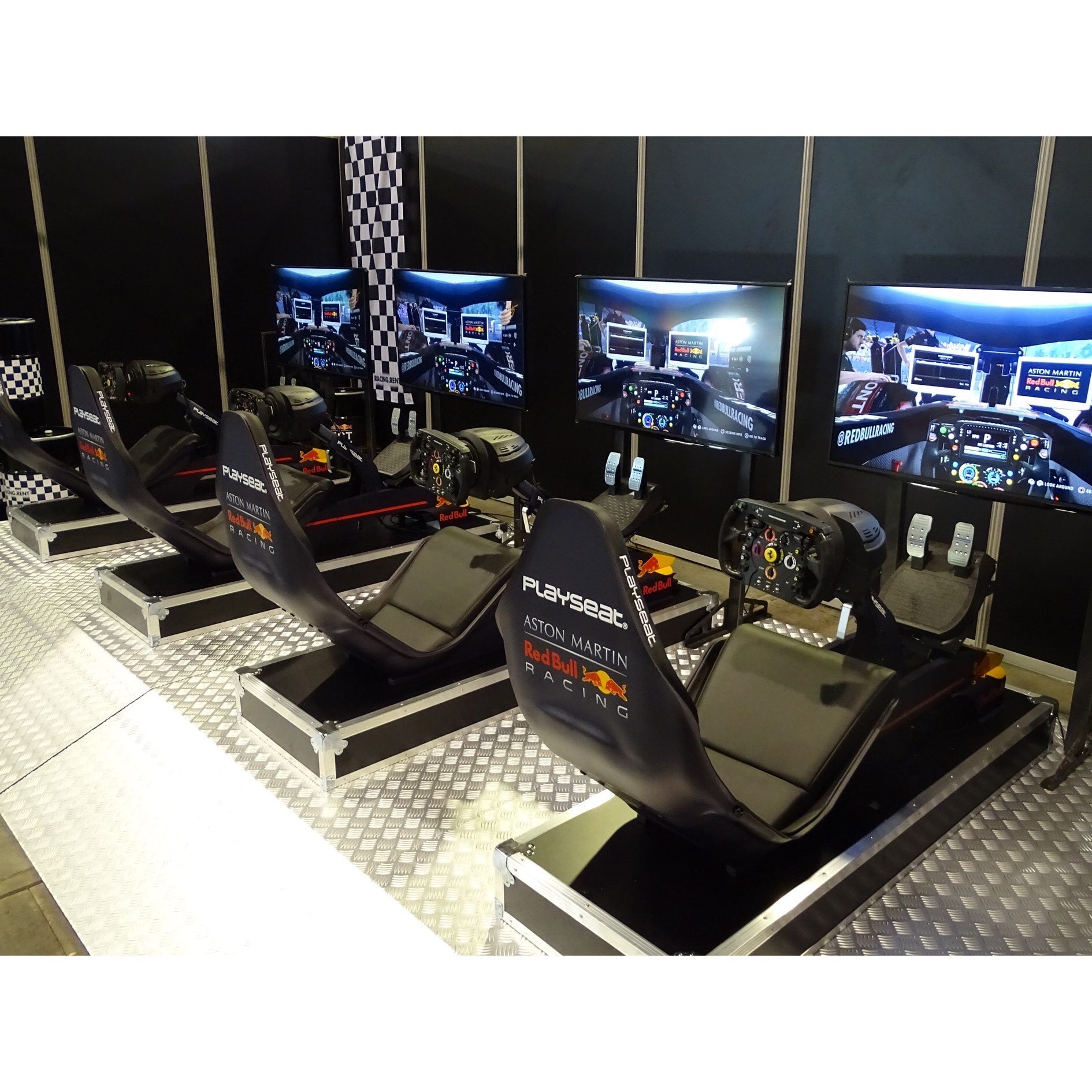 4x Red Bull Racing F1™ simulator