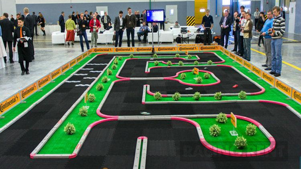 Straatrace | Remote Control